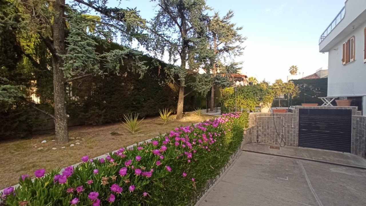 Villa Mary Трані Екстер'єр фото